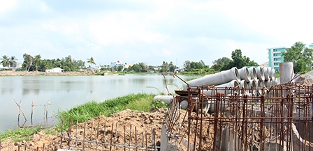 Quyết liệt đẩy nhanh tiến độ Dự án 
hồ Bún Xáng