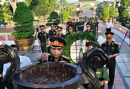 Thượng tướng Lê Chiêm, Ủy viên Trung ương Đảng, Thứ trưởng Bộ Quốc phòng: Phát động sâu rộng phong trào thi đua đền ơn đáp nghĩa