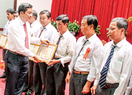 Hỗ trợ nông dân phát triển sản xuất kinh doanh theo hướng liên kết chuỗi giá trị