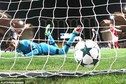 Vì sao bóng đá Anh sa sút trên đấu trường châu Âu?