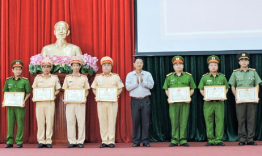 Thực hiện nhiều giải pháp phòng ngừa 
tội phạm và tệ nạn xã hội