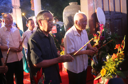 Cần Thơ dâng hương hướng về Giỗ Tổ Hùng Vương