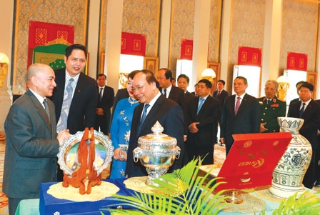 Thủ tướng Nguyễn Xuân Phúc thăm chính thức Campuchia