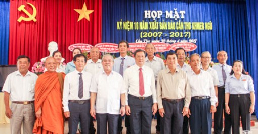 Họp mặt Kỷ niệm 10 năm xuất bản Báo Cần Thơ  Khmer ngữ