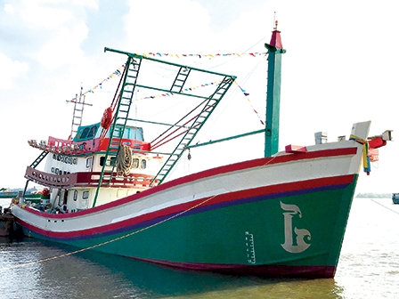 “Tàu thép 67”
vững vàng ra khơi