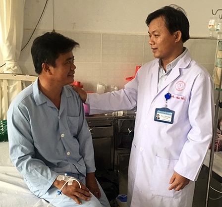 Thủng ruột do nuốt xương cá