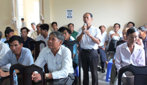 Tiếp tục quan tâm hỗ trợ nông dân tiêu thụ lúa hàng hóa