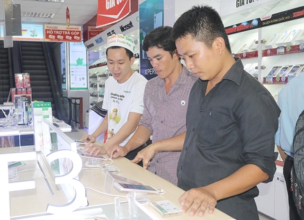 Mua sắm thiết bị công nghệ mới