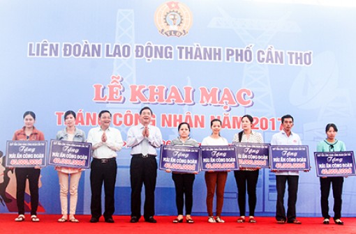 <span style="background-color:wheat;">Liên đoàn Lao động TP Cần Thơ</span> 
Phát động Tháng Công nhân năm 2017