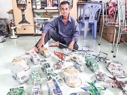 Độc đáo những món đồ chơi từ phế liệu