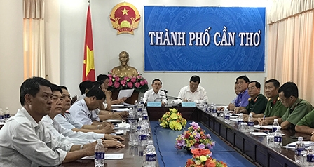 <span style="background-color:wheat;">Thủ tướng Nguyễn Xuân Phúc:</span> Chủ động nắm tình hình,
giữ vững an ninh, trật tự
trong mọi tình huống