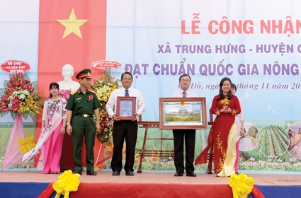 Xây dựng nông thôn mới trong quá trình đô thị hóa