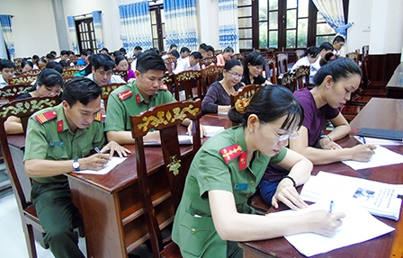 Kiểm tra nhận thức lý luận chính trị của đảng viên