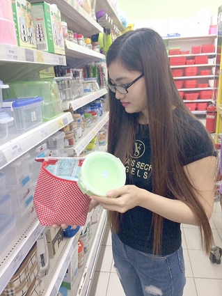 Tiện lợi với hộp cơm giữ nhiệt