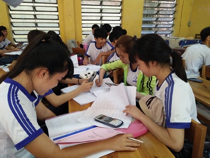 Chăm sóc sĩ tử mùa thi