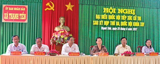 Chủ tịch Quốc hội tiếp xúc cử tri TP Cần Thơ