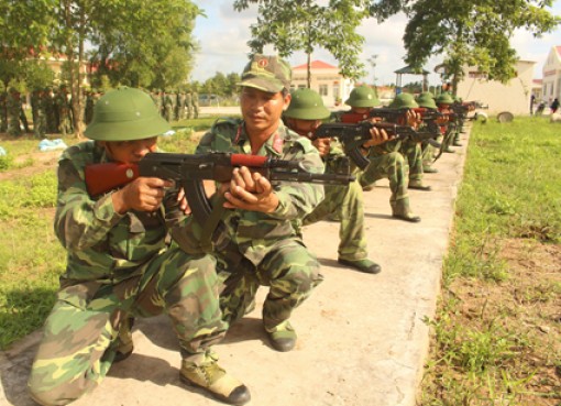 Huấn luyện các lực lượng đạt 92% quân số trở lên