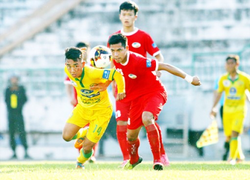 Bóng đá Đồng Tháp "về chiều"