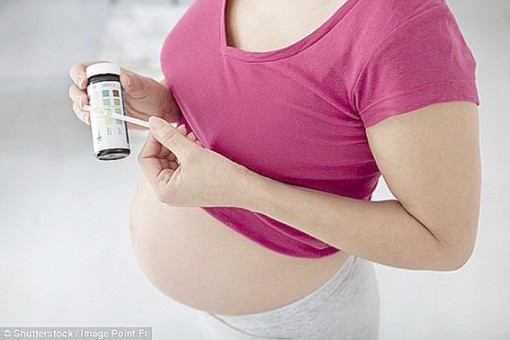 Xét nghiệm nước tiểu chẩn đoán tiền sản giật sớm hơn 10 tuần