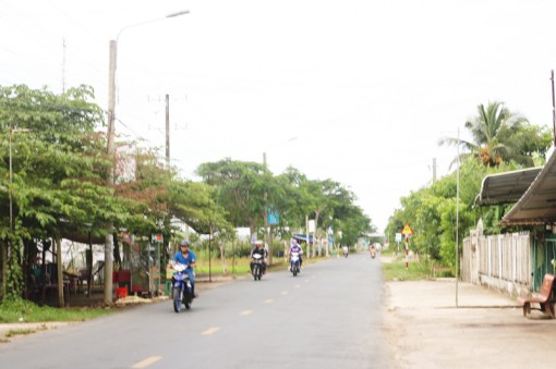 Xây mới nhiều tuyến đường giao thông nông thôn