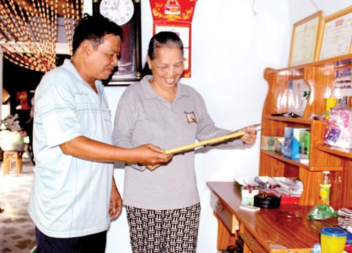 Đồng lòng vượt khó