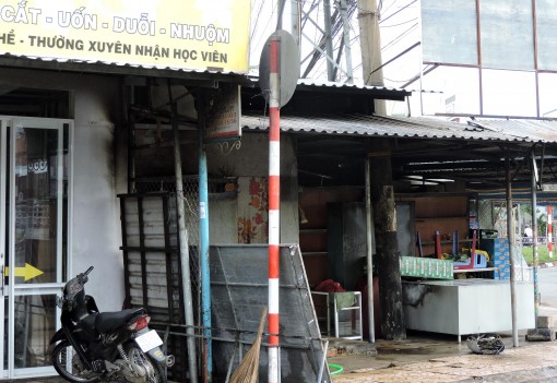 Cháy tiệm tạp hóa chợ Cái Răng