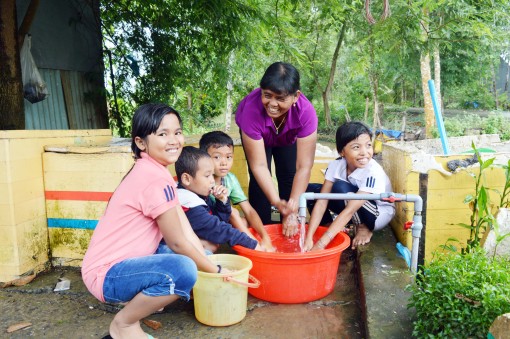 ភាពរីករាយពេលមានទឹកស្អាតប្រើប្រាស់