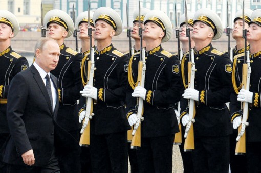 Nga trục xuất hàng trăm nhà ngoại giao Mỹ