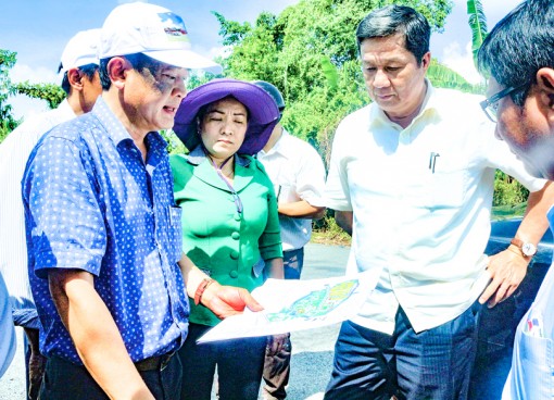 Tháo gỡ khó khăn cho doanh nghiệp, hỗ trợ người dân làm du lịch