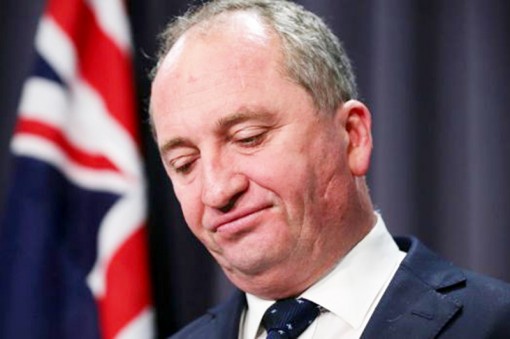 Đến lượt Phó Thủ tướng Úc gặp rắc rối vì quốc tịch kép