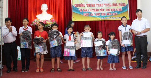 Vì đàn em thân yêu