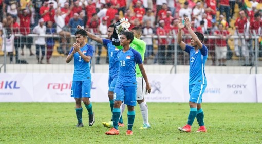Thắng U22 Lào, U22 Singapore nuôi hy vọng vào bán kết