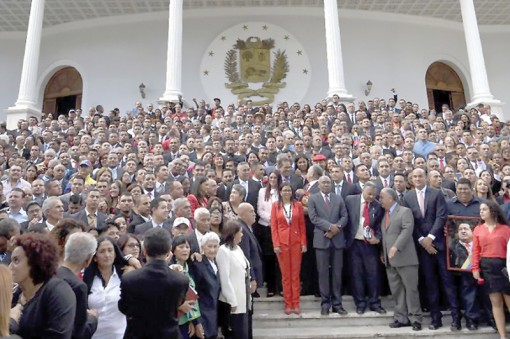 Quốc hội lập hiến Venezuela nắm quyền lập pháp