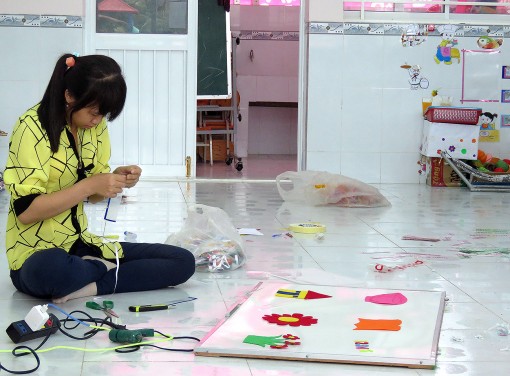 Lại lo thiếu giáo viên mầm non