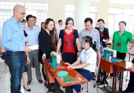 Lãnh đạo thành phố làm việc với đoàn công tác của ngân hàng thế giới