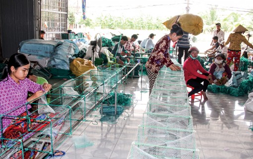 Làng nghề đón lũ