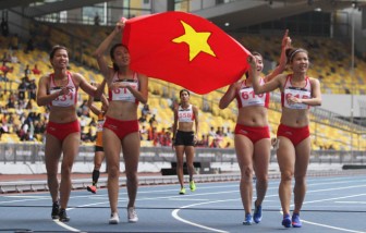 Bộ tứ điền kinh nữ Việt Nam phá kỷ lục SEA Games
