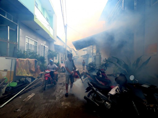 Bệnh nặng sốt xuất huyết liên tục nhập viện