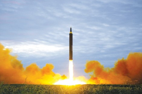 Triều Tiên dọa phong tỏa Guam bằng tên lửa