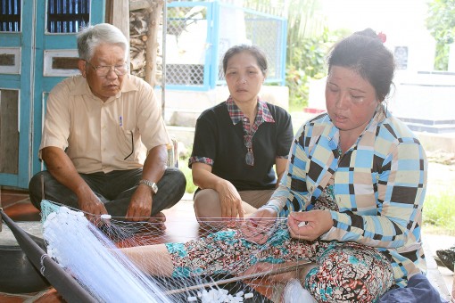 Hết lòng phục vụ nhân dân