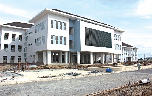 Phấn đấu hoàn thành nhiều công trình trọng điểm