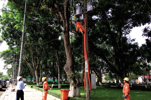 Ngày hội của những người thợ điện