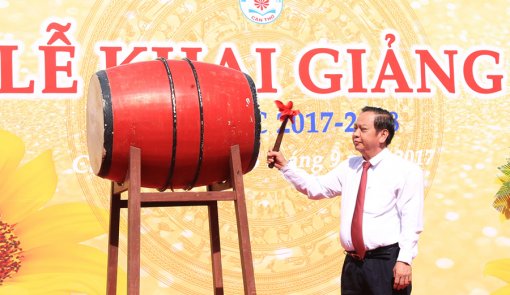 Khoảng 250.000 học sinh TP Cần Thơ chính thức vào năm học mới