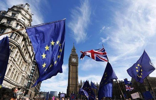 Dân Pháp ủng hộ Brexit