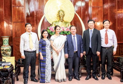 Lãnh đạo TP Cần Thơ tiếp Tổng lãnh sự Ấn Độ tại TP Hồ Chí Minh