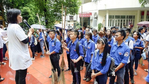 Sử dụng muỗi mang vi khuẩn Wolbachia trong phòng chống sốt xuất huyết -

một hướng đi mới nhiều triển vọng