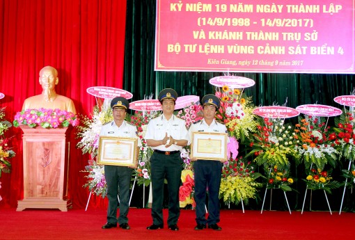 Bộ Tư lệnh Vùng cảnh sát Biển 4 kỷ niệm 19 năm thành lập