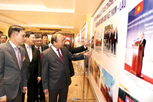 Thủ tướng dự Hội nghị tổng kết công tác tăng dày và tôn tạo hệ thống mốc quốc giới Việt Nam - Lào