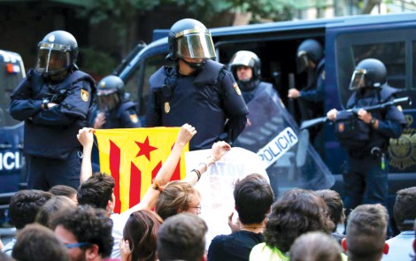 Catalonia căng thẳng trước ngày trưng cầu dân ý