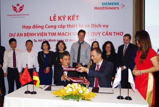 Ký kết hỗ trợ Bệnh viện Tim mạch và đột quỵ Cần Thơ